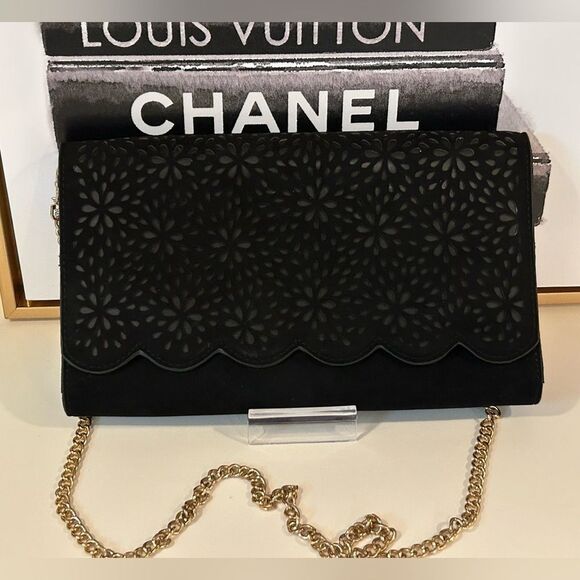 Aldo Black Laser-Cut Clutch Crossbody Elegant Evening Bag with Gold Chain - Picture 1 of 11